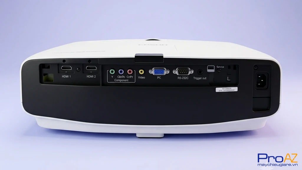 Các cổng HDMI, Component, RS232c tích hợp trên Epson EH-TW8200.