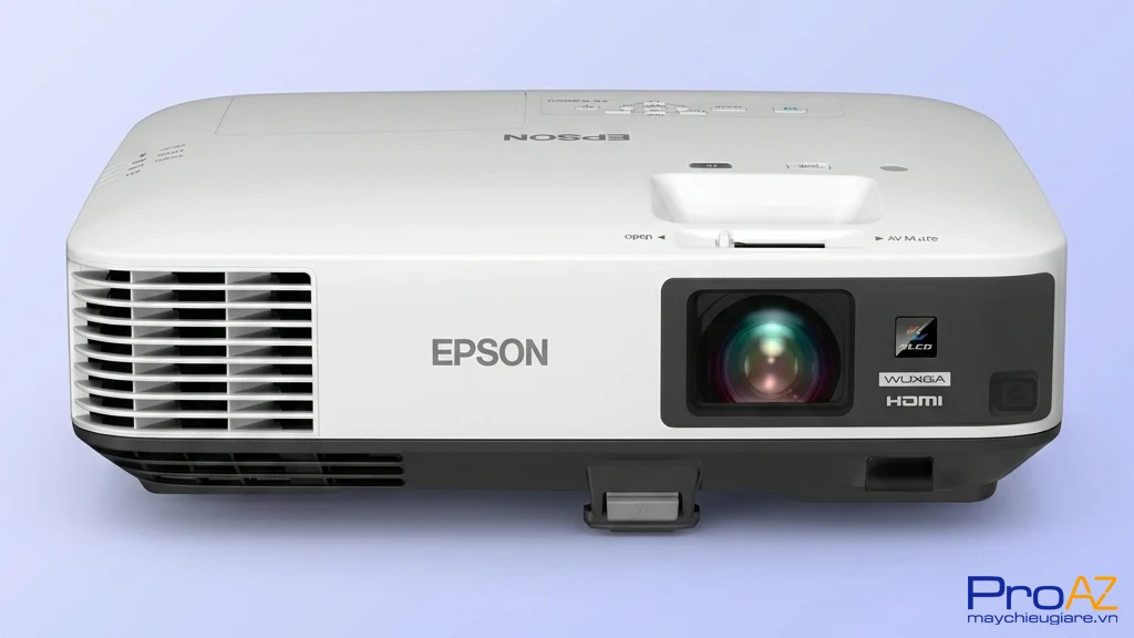 Epson EB-1980WU đạt độ sáng 4400 ANSI Lumens trong môi trường nhiều sáng.