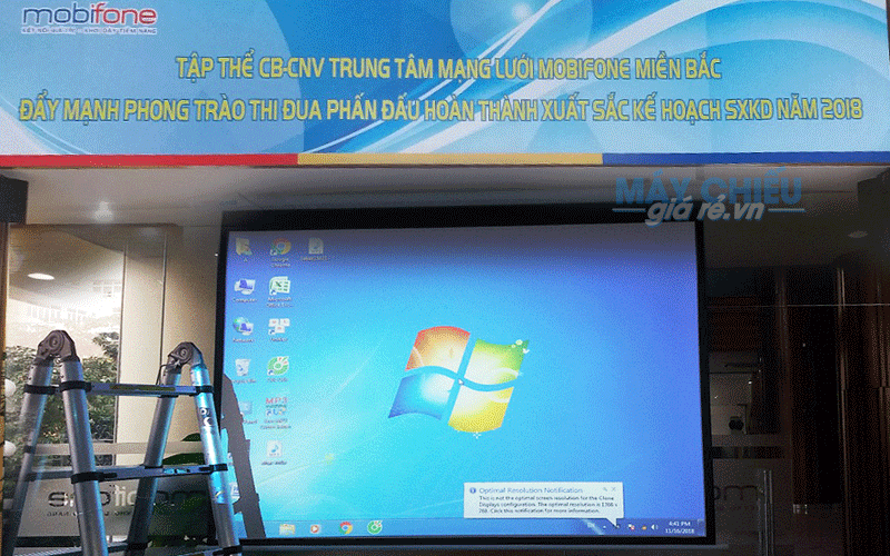 Lắp đặt máy chiếu cho văn phòng Mobifone tại Hà Nội