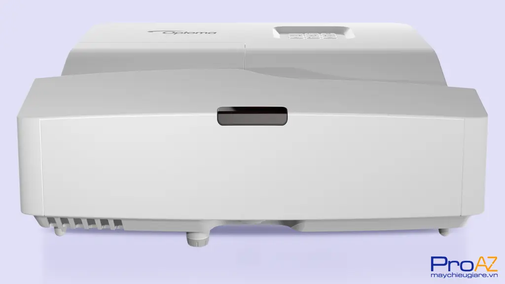 Optoma X330UST sở hữu thấu kính siêu gần (Ultra Short Throw), độ sáng 3600 ANSI và tuổi thọ 15.000 giờ.