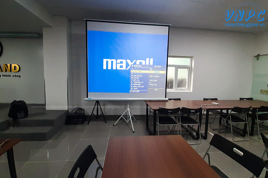 Lắp đặt 2 bộ máy chiếu Maxell MC-EX403E & MC-EX303E