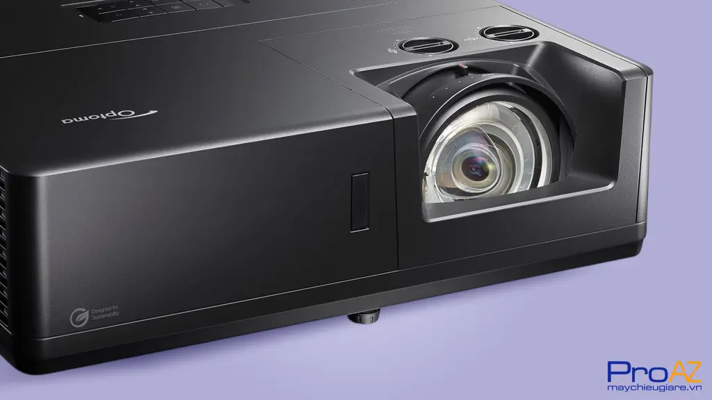 Optoma ZK608TST độ sáng cao 6.000 ANSI Lumens, tích hợp công nghệ DuraCore và kết nối HDBaseT 3.0 tiên tiến. 